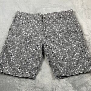 WRK Matteo Gottardi Mens 38 Chino Shorts Gray White Geometric Fan Print Cotton